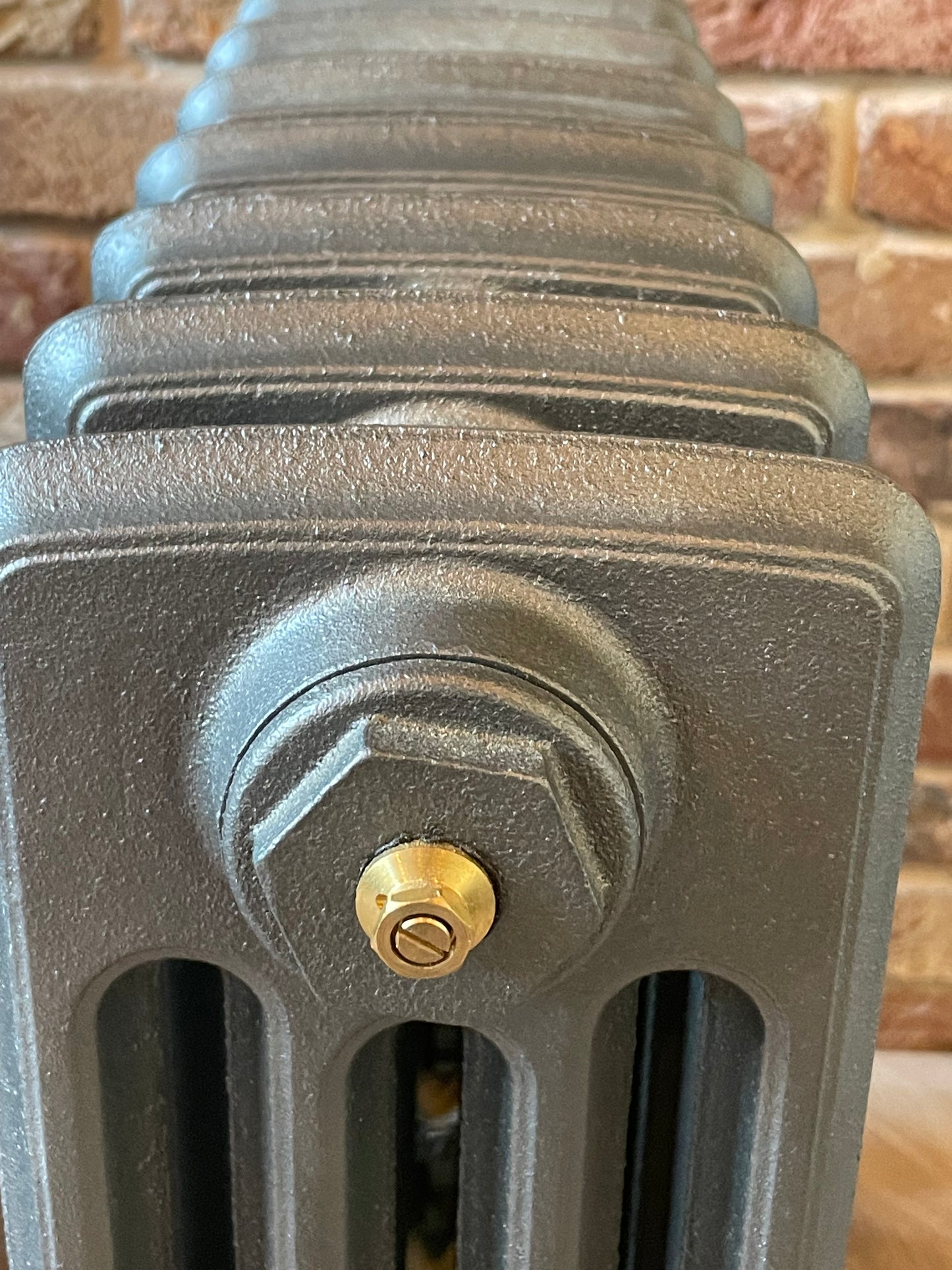 Neo Georgian Radiator