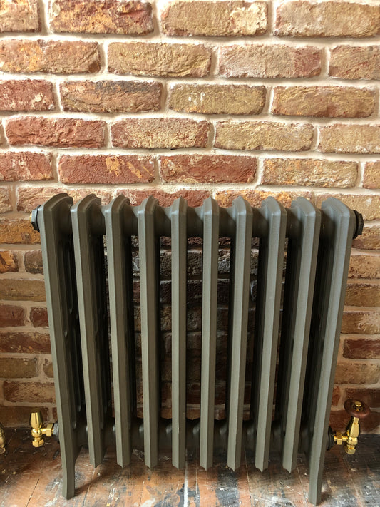 Cast Iron Heritage Radiator - 600mm High and 4 Columns